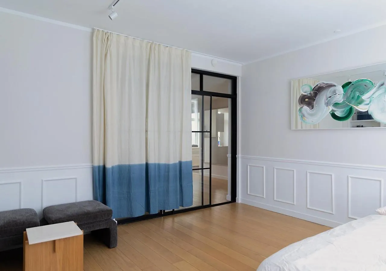 Central City Apartment In Copenhagen